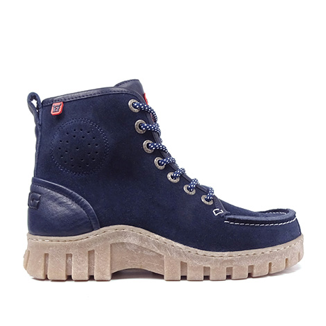 Great walking on shoes with guts and character | MAG shoes