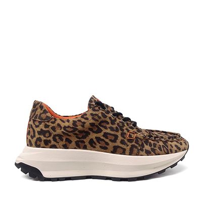Runway 4501 Leopard
