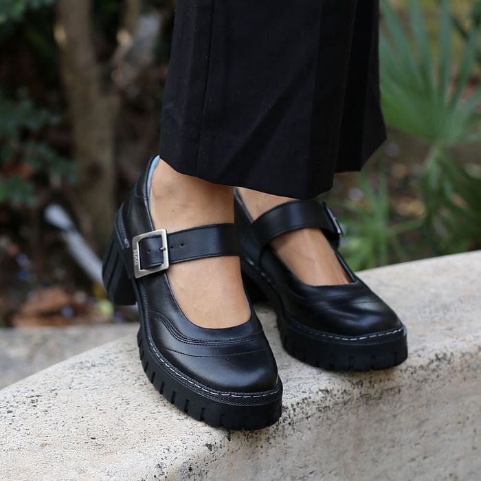 Empress 8007 Black/Black - Main Image